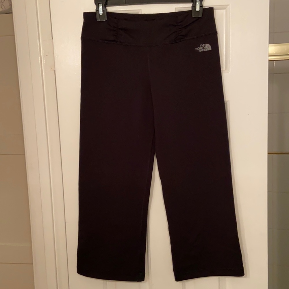 NorthFace Capri Yoga Pants